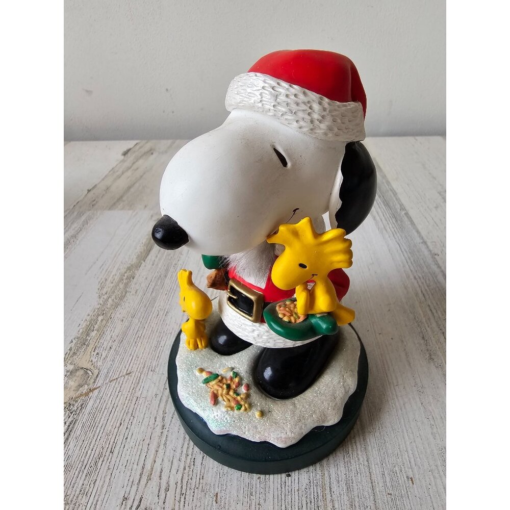hallmark Snoopy nutcracker peanut cracker vintage‎ gallery Hallmark 2001 vintage